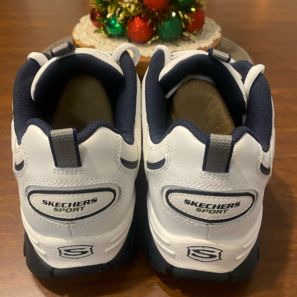 Skechers Sport Men's After Burn Sneaker White/Navy size 12 Wide fit - Picture 3 of 8